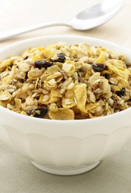 lezzetli ve sağlıklı granola