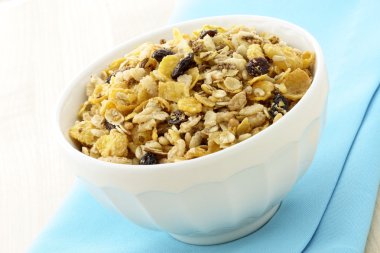 lezzetli ve sağlıklı granola