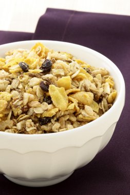 lezzetli ve sağlıklı granola