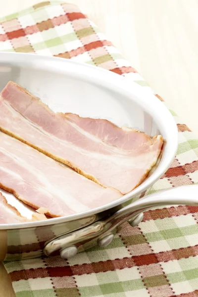 Délicieux bacon salé — Photo