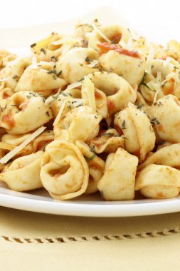 İtalyan tortellini