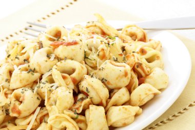 İtalyan tortellini