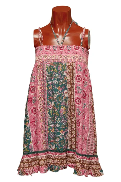 Kvinnans klänning med ornament — Stockfoto