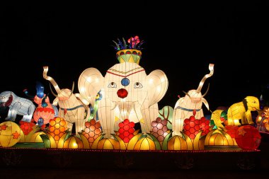 Elephant lantern clipart