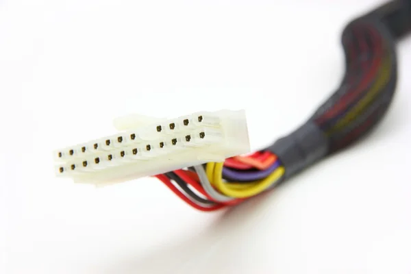 Linie energetyczne płyty głównej komputera. kolor kabli — Zdjęcie stockowe