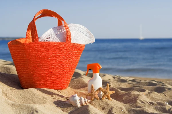 Літній пляжний відпочинок або відпустка — стокове фото