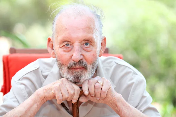 健康的な幸せな老齢期シニア男性 — ストック写真