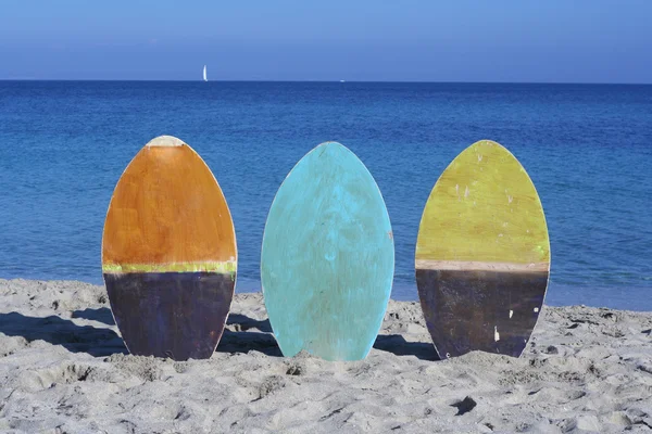 Літні канікули, скіфські дошки для серфінгу — стокове фото