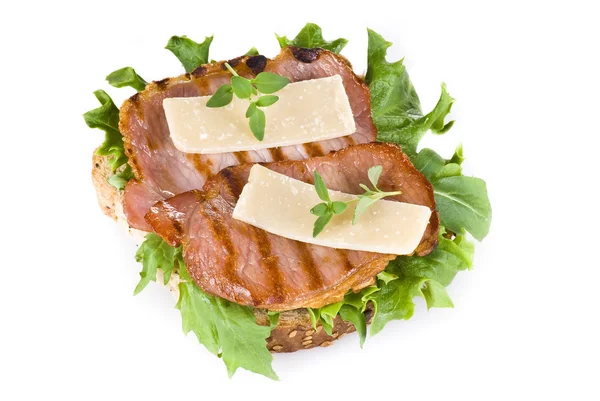 Čerstvě vyrobené šunkový sendvič — Stock fotografie