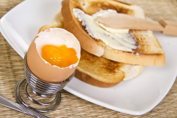 Soft boiled egg with toasts — Stock Photo, Image