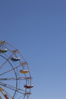 Ferris wheel on a summer day