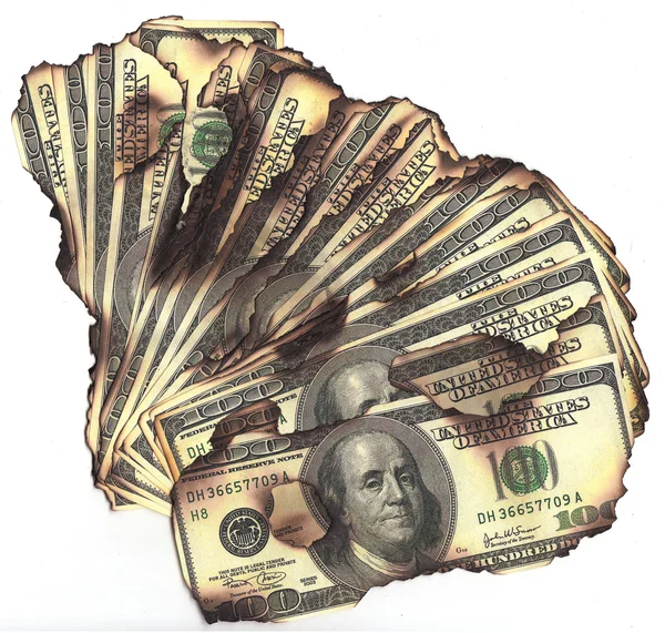 100 美元的钞票烧的财政损失的经济衰退萧条风险 — 图库照片