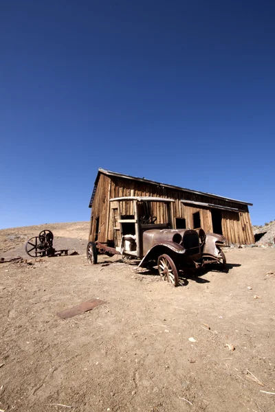 古い放棄された鉱山の町 — ストック写真