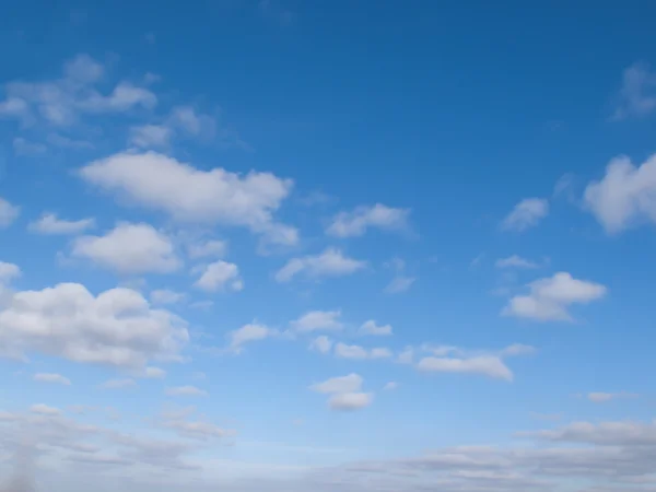 Cielos nublados —  Fotos de Stock