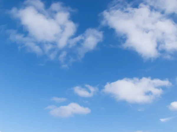 Облачное небо — стоковое фото