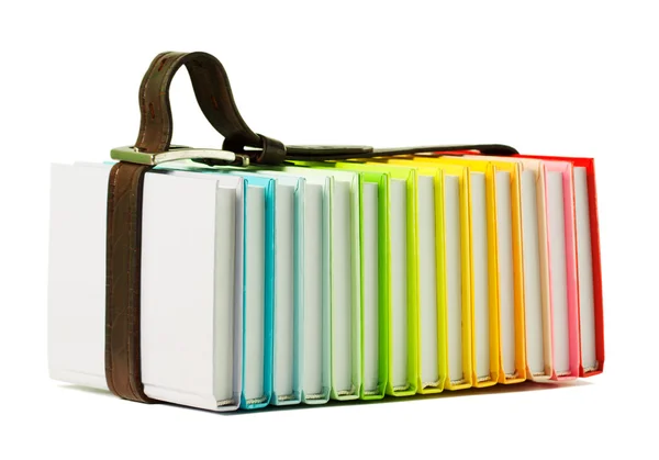 Pilha de livros coloridos no fundo branco — Fotografia de Stock