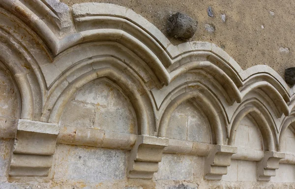 Bir duvara Gotik kemerler — Stok fotoğraf