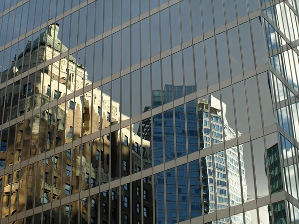 Reflexão da janela — Fotografia de Stock