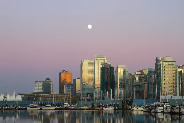 Centrum Vancouver, Księżycowa noc — Zdjęcie stockowe