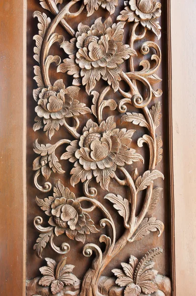 Wooden temple window carving — Stock Photo, Image