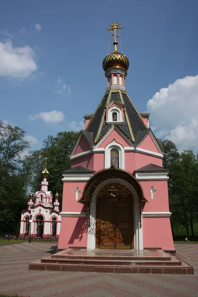 Rosja, talezh. Kościół david Sierpuchow i dzwonnica. — Zdjęcie stockowe