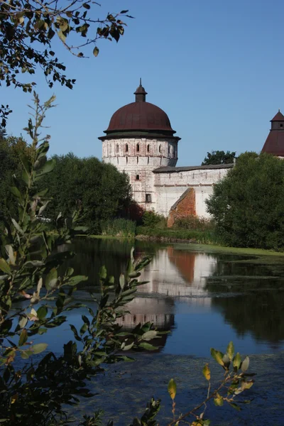 Toren van het klooster borisoglebsky. — Stockfoto