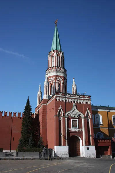 Ryssland, Moskva. Nikolskaya tower i Moskva Kreml. — Stockfoto