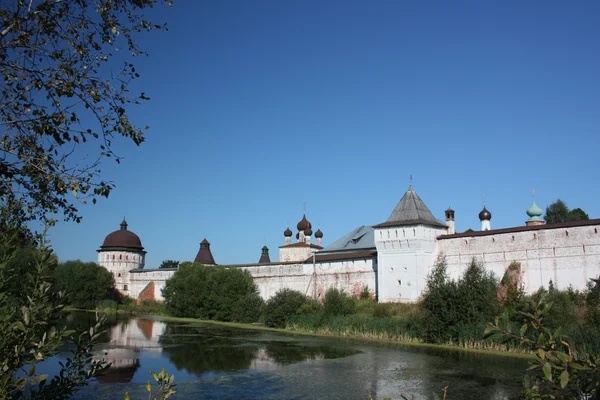 Oroszország, yaroslavl régióban. a borisoglebsky kolostor — Stock Fotó