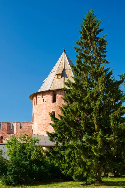 Torre Fedor, el Kremlin en Veliky Novgorod —  Fotos de Stock