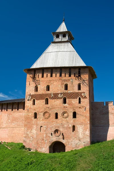 Torre Spassky Novgorod Kremlin. Veliky Novgorod. — Fotografia de Stock
