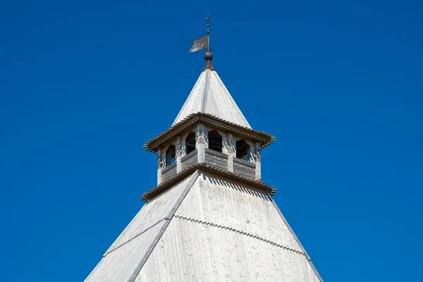 Spassky tetto della torre. Veliky Novgorod Cremlino. Russia — Foto Stock
