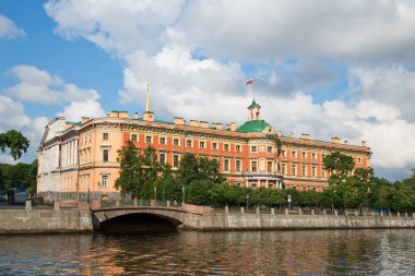 Mikhailovsky Kalesi. Mühendisleri nin şatosuna. Fontanka Nehri. St. Pete