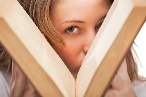 Estudante mulher com livro — Fotografia de Stock