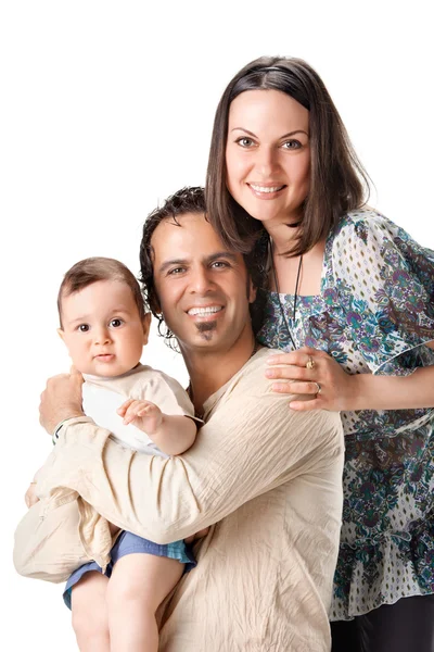 Lässiges Porträt einer attraktiven jungen Familie — Stockfoto