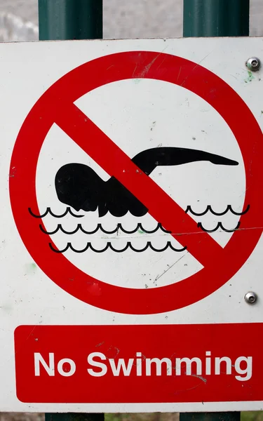 Yüzmek yasaktır — Stok fotoğraf