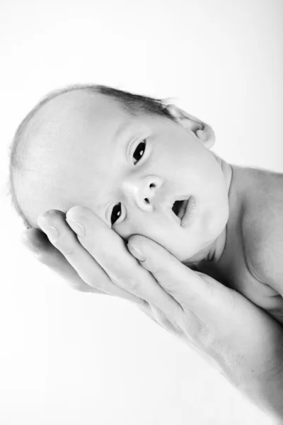 Bebé en el padre —  Fotos de Stock