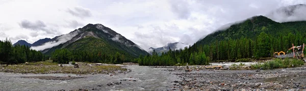 stock image Shumak River on a cloudy day