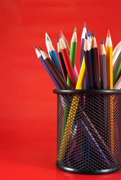 Цветные карандаши. — стоковое фото