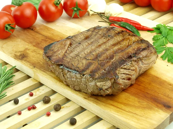 Carne fresca asada —  Fotos de Stock