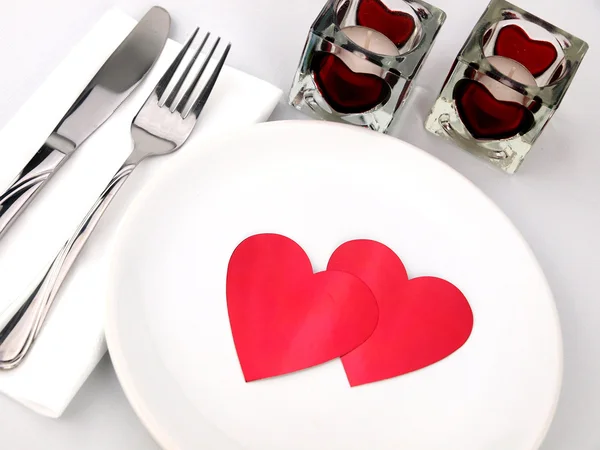 ロマンチックなお食事用のテーブル — ストック写真