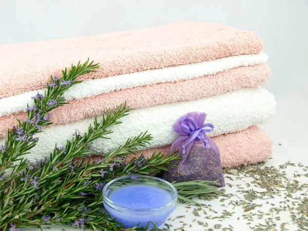 Ręczniki z lawendy — Zdjęcie stockowe