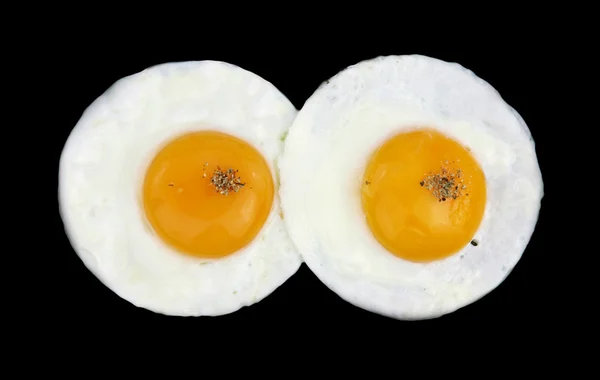 Жареные яйца, как глаза — стоковое фото