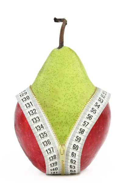 Frukt och kost mot fett — Stockfoto