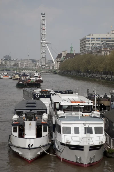Rzeki Tamizy i london eye — Zdjęcie stockowe