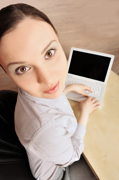 Portrait of a beautiful young businesswoman looking at the camer — Stock Photo, Image