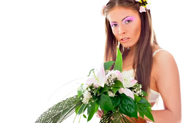 Närbild porträtt av vacker ung kvinna som bär slöja och bröllop — Stockfoto