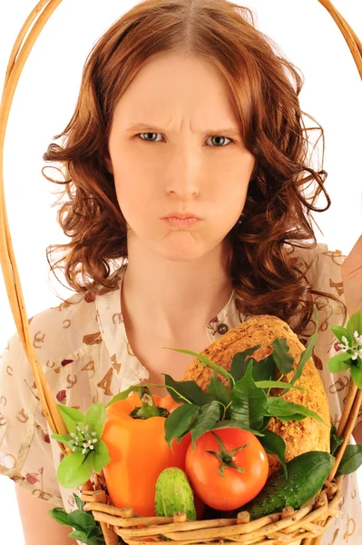 Closeup portrait of young caucasian woman with straw basket of f — Stock Photo, Image