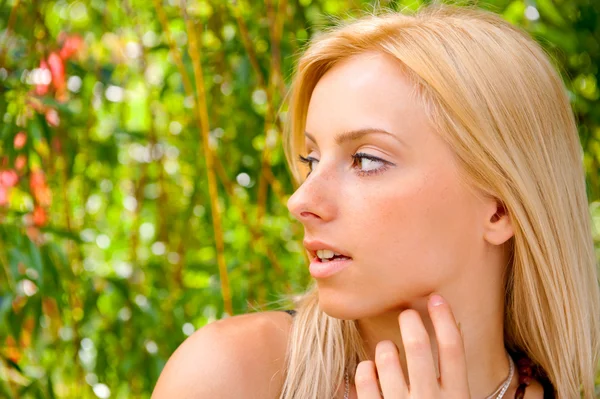 Face of the young beautiful sexy woman outdoors — Stock Photo, Image