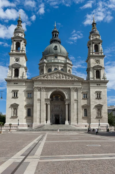 Basílica de Santo Estêvão em Budapeste Fotos De Bancos De Imagens