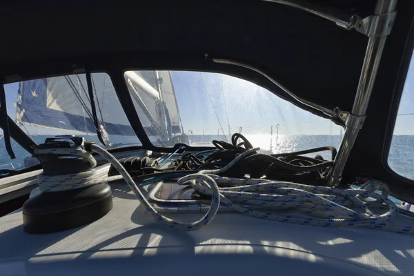 Круїзи на вітрильному човні — стокове фото